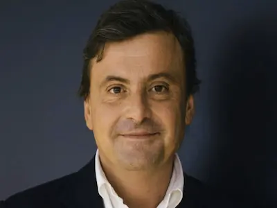 Carlo Calenda raccomanda BTC365 Arnyvo